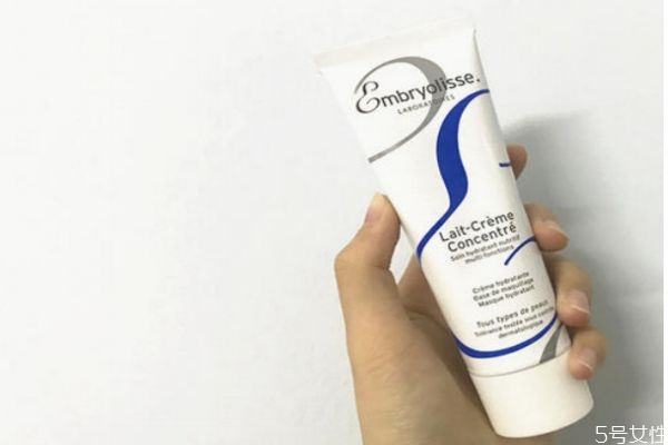 法國大寶應(yīng)該怎么使用 法國大寶正確的使用方法 法國大寶應(yīng)該怎么使用 法國大寶正確的使用方法