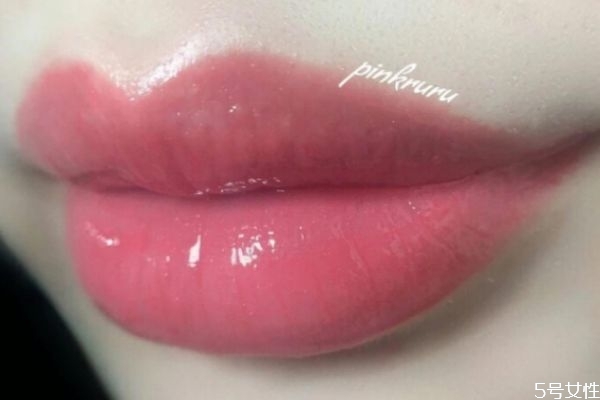 口紅太油了怎么辦 口紅太油了怎么辦