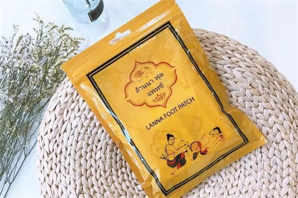 貼足貼會上火嗎 足貼會發(fā)熱嗎 貼足貼會上火嗎 足貼會發(fā)熱嗎