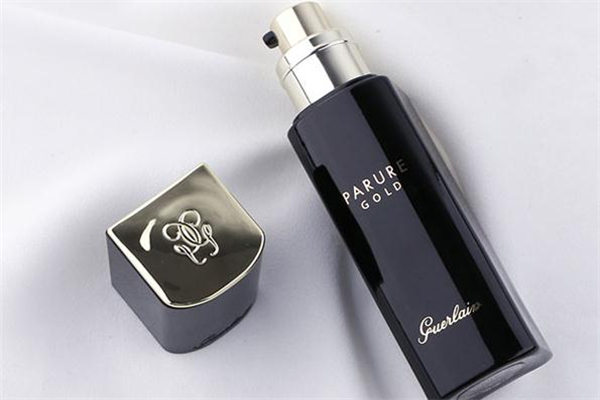 嬌蘭金鉆粉底液孕婦可以用嗎 嬌蘭金鉆粉底液成分 嬌蘭金鉆粉底液孕婦可以用嗎 嬌蘭金鉆粉底液成分