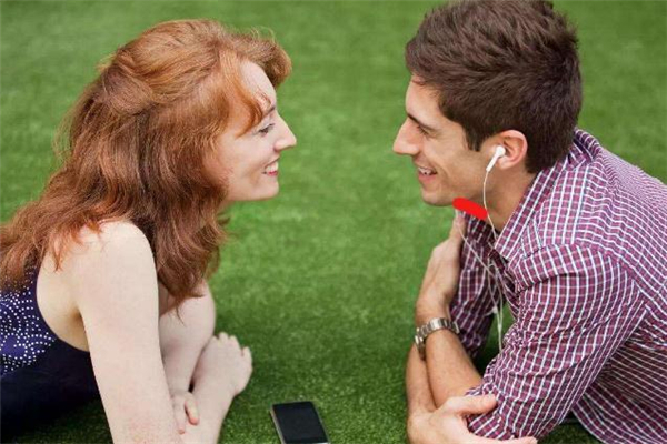 老公控制欲太強(qiáng)要離婚嗎 老公控制欲太強(qiáng)的表現(xiàn) 老公控制欲太強(qiáng)要離婚嗎 老公控制欲太強(qiáng)的表現(xiàn)