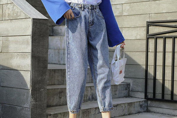 老爹褲搭配什么t恤好看 老爹褲搭配t恤技巧 老爹褲搭配什么t恤好看 老爹褲搭配t恤技巧