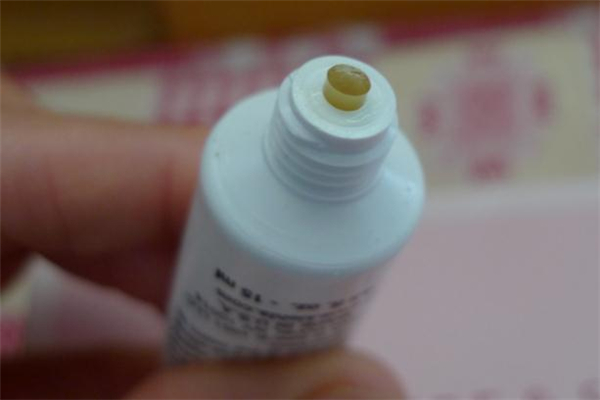 科顏氏1號唇膏成分 科顏氏1號唇膏孕婦可以用嗎 科顏氏1號唇膏成分 科顏氏1號唇膏孕婦可以用嗎