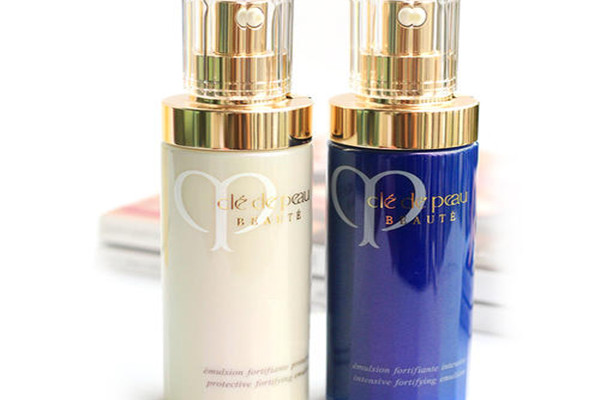 cpb光采日夜乳好吸收嗎 cpb光采日夜乳的成分有哪些 cpb光采日夜乳好吸收嗎 cpb光采日夜乳的成分有哪些