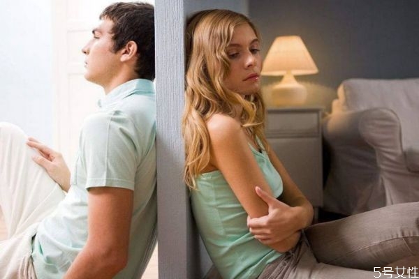 老公婚外情的征兆有什么 怎么分辨老公是不是婚外情 老公婚外情的征兆有什么 怎么分辨老公是不是婚外情