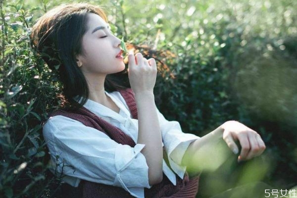 老公不在愛你的表現(xiàn) 怎么分辨老公是否還愛你 老公不在愛你的表現(xiàn) 怎么分辨老公是否還愛你