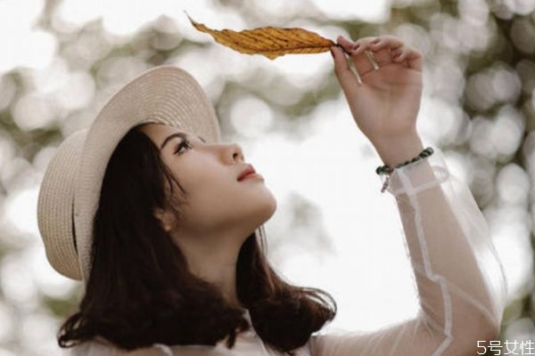 老公不在愛你的表現(xiàn) 怎么分辨老公是否還愛你 老公不在愛你的表現(xiàn) 怎么分辨老公是否還愛你