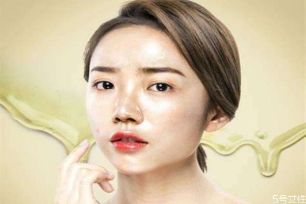 怎么有效控制皮膚出油過(guò)多 皮膚出油嚴(yán)重怎么辦