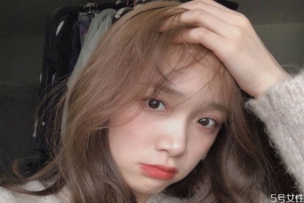 亞麻棕褪色后什么顏色 亞麻棕和黑茶色有什么區(qū)別 亞麻棕褪色后什么顏色 亞麻棕和黑茶色有什么區(qū)別