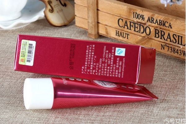 氣墊和bb霜哪個(gè)對(duì)皮膚傷害小 粉底液和bb哪個(gè)傷害小 氣墊和bb霜哪個(gè)對(duì)皮膚傷害小 粉底液和bb哪個(gè)傷害小