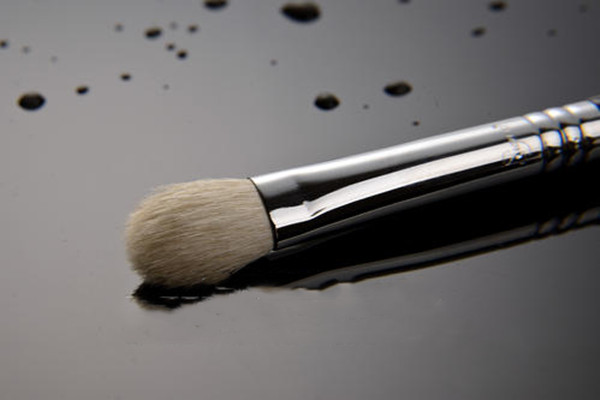 沒有鼻影刷怎么畫鼻影 鼻影刷都能干什么