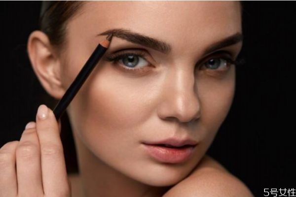 標準眉適合什么臉型 什么臉型適合標準眉 標準眉適合什么臉型 什么臉型適合標準眉