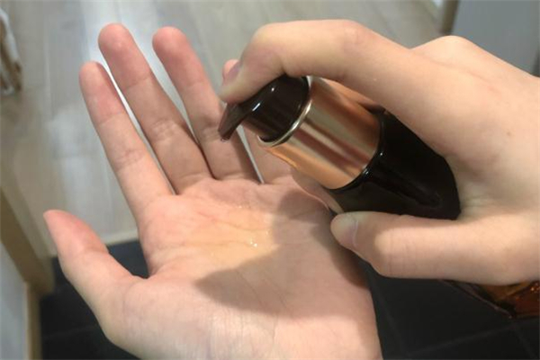 阿芙摩洛哥護(hù)發(fā)精油怎么用 阿芙摩洛哥護(hù)發(fā)精油多少錢(qián)