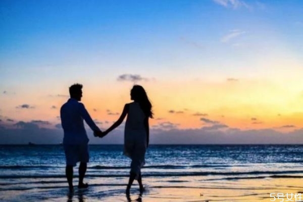 男生暗示不想和你聊天 男生嫌你煩的表現(xiàn) 男生暗示不想和你聊天 男生嫌你煩的表現(xiàn)