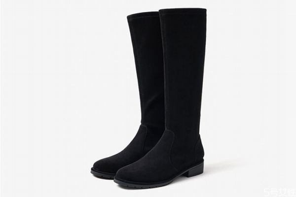 小個子適合穿什么樣的靴子 長筒靴的分類 小個子適合穿什么樣的靴子 長筒靴的分類