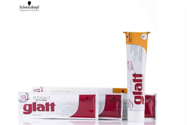 頭發(fā)拉直可以維持多長時間 頭發(fā)燙直后挽起來會變卷嗎 頭發(fā)拉直可以維持多長時間 頭發(fā)燙直后挽起來會變卷嗎