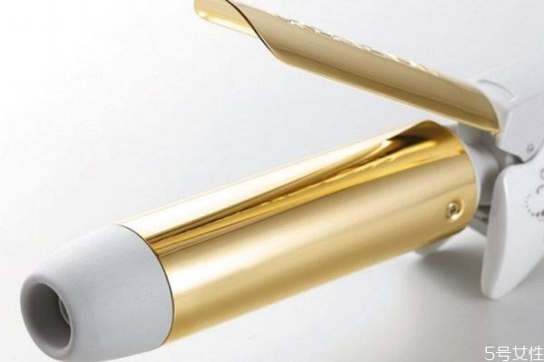 卷發(fā)棒傷頭發(fā)是什么原因 經(jīng)常用卷發(fā)棒傷頭發(fā)嗎 卷發(fā)棒傷頭發(fā)是什么原因 經(jīng)常用卷發(fā)棒傷頭發(fā)嗎