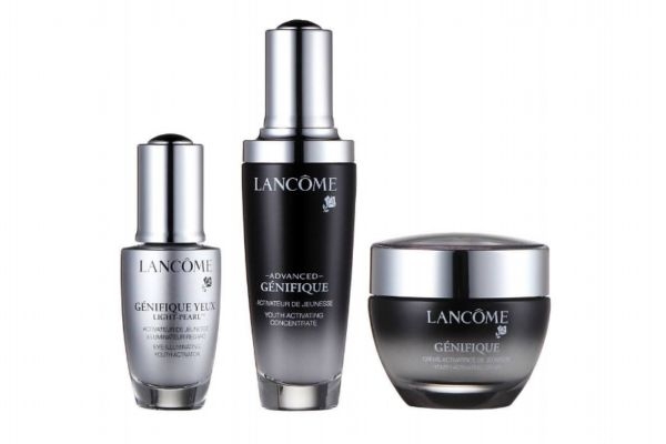 油性皮膚夏天適合用什么護(hù)膚品 最適合油皮夏天用的護(hù)膚品 油性皮膚夏天適合用什么護(hù)膚品 最適合油皮夏天用的護(hù)膚品