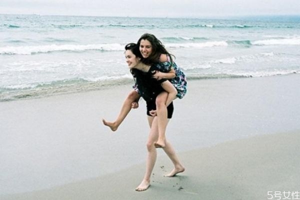 男孩一般談戀愛多久公開 男生為什么不公開對象 男孩一般談戀愛多久公開 男生為什么不公開對象