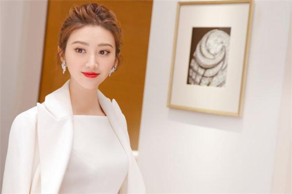 玻尿酸豐蘋果肌效果怎么樣 玻尿酸豐蘋果肌自然嗎 玻尿酸豐蘋果肌效果怎么樣 玻尿酸豐蘋果肌自然嗎