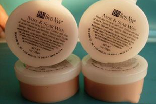 膚蠟對皮膚有害嗎 膚蠟能經(jīng)常用嗎 膚蠟對皮膚有害嗎 膚蠟能經(jīng)常用嗎