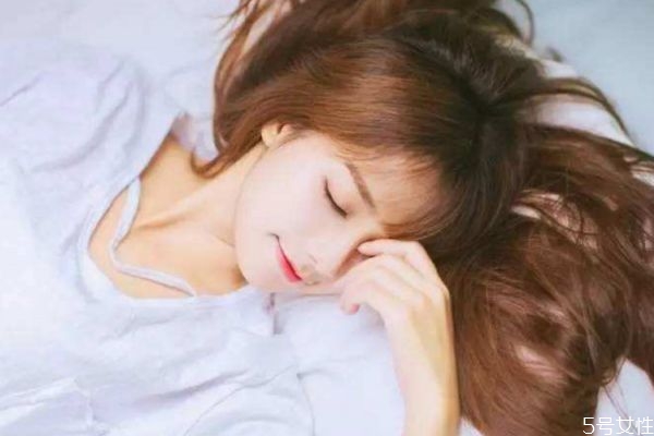 離婚后的女人還會有人愛嗎 離婚后的女人還能找到真愛嗎 離婚后的女人還會有人愛嗎 離婚后的女人還能找到真愛嗎