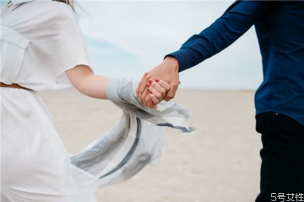 老婆出軌后悔該原諒嗎 老婆出軌的表現(xiàn) 老婆出軌后悔該原諒嗎 老婆出軌的表現(xiàn)