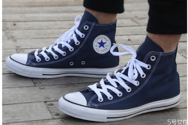 匡威帆布鞋如何清洗 匡威帆布鞋清洗的方法 匡威帆布鞋如何清洗 匡威帆布鞋清洗的方法