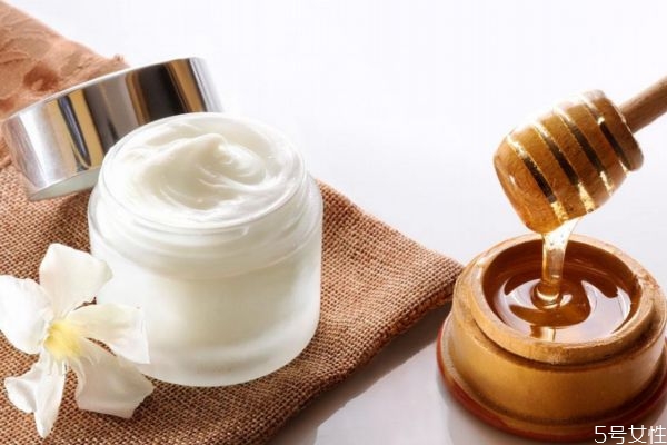 敏感肌怎么選擇護膚品 敏感肌如何選護膚品