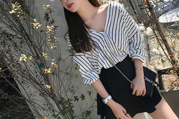 夏季港風怎樣穿搭 夏季港風穿搭推薦 夏季港風怎樣穿搭 夏季港風穿搭推薦