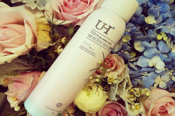 化妝時(shí)防曬噴霧在第幾步 噴防曬噴霧之前要涂什么 化妝時(shí)防曬噴霧在第幾步 噴防曬噴霧之前要涂什么