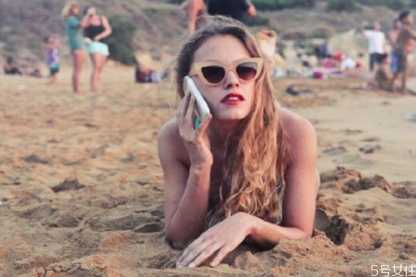 結(jié)婚后男人不愛你的表現(xiàn) 結(jié)婚后男人不愛你會(huì)怎么樣 結(jié)婚后男人不愛你的表現(xiàn) 結(jié)婚后男人不愛你會(huì)怎么樣