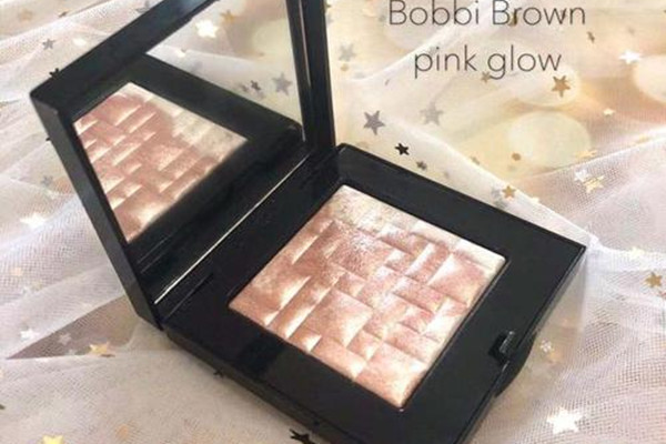 bobbi brown五花肉高光好用嗎 bobbi brown五花肉高光細(xì)膩嗎 bobbi brown五花肉高光好用嗎 bobbi brown五花肉高光細(xì)膩嗎