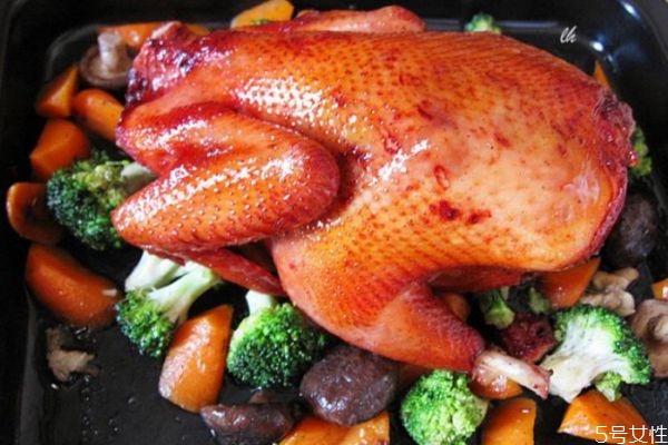 烤全雞怎么做好吃 烤全雞的簡單做法 烤全雞怎么做好吃 烤全雞的簡單做法