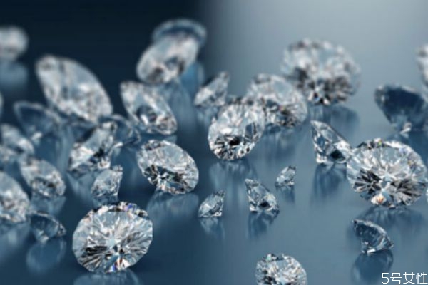 鉆石是不是金剛石做的 鉆石與金剛石的區(qū)別 鉆石是不是金剛石做的 鉆石與金剛石的區(qū)別