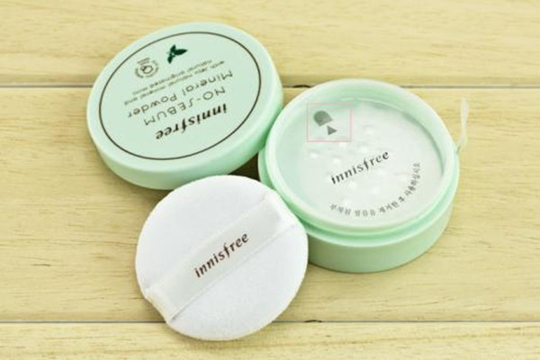 夏季好用的定妝散粉有哪些 夏季好用的定妝散粉推薦 夏季好用的定妝散粉有哪些 夏季好用的定妝散粉推薦