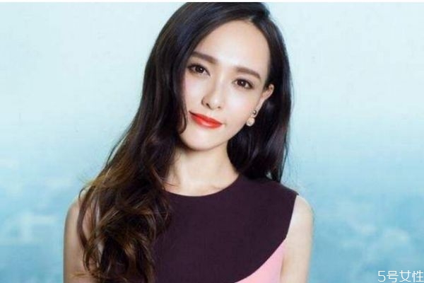 適合圓臉美眉的發(fā)型 什么發(fā)型適合圓臉美眉 適合圓臉美眉的發(fā)型 什么發(fā)型適合圓臉美眉