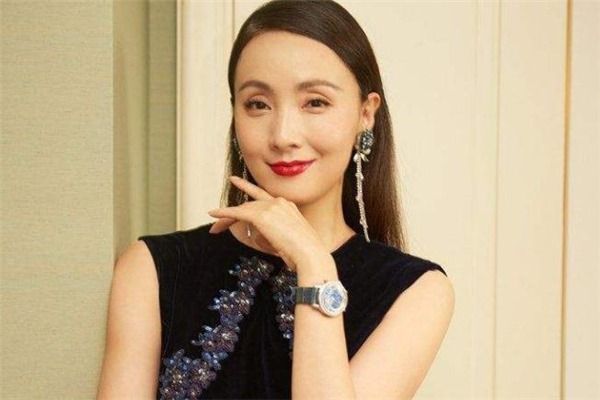 玻尿酸豐眼窩能保持多久 玻尿酸豐眼窩能管一年嗎 玻尿酸豐眼窩能保持多久 玻尿酸豐眼窩能管一年嗎