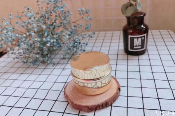 亮膚素是什么 亮膚素的作用 亮膚素是什么 亮膚素的作用