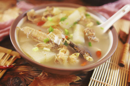 山藥雞湯怎么做好喝 山藥雞湯的做法 山藥雞湯怎么做好喝 山藥雞湯的做法