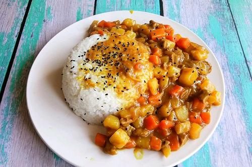 咖喱牛肉飯怎么做好吃 咖喱牛肉飯的做法 咖喱牛肉飯怎么做好吃 咖喱牛肉飯的做法