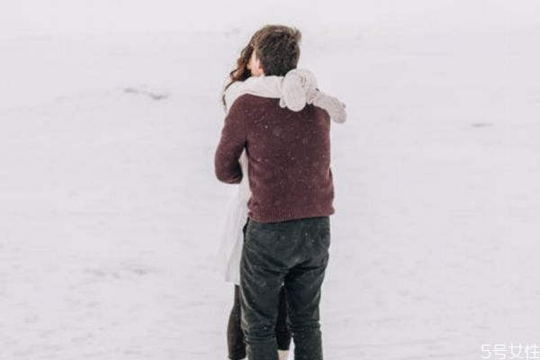 女人出軌了都會后悔嗎 女人出軌后悔過的表現(xiàn) 女人出軌了都會后悔嗎 女人出軌后悔過的表現(xiàn)