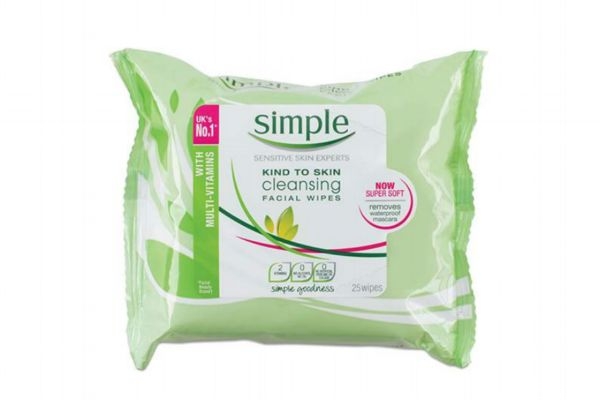 卸妝水跟卸妝濕巾哪個更好用 卸妝濕巾能代替卸妝水嗎 卸妝水跟卸妝濕巾哪個更好用 卸妝濕巾能代替卸妝水嗎