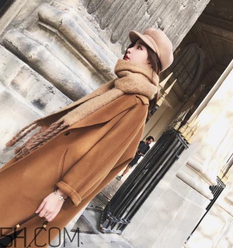 羊毛大衣掉毛正常嗎？羊毛大衣掉毛怎樣處理？