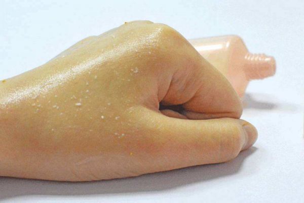 什么情況不去角質(zhì) 去角質(zhì)的禁忌有什么 什么情況不去角質(zhì) 去角質(zhì)的禁忌有什么