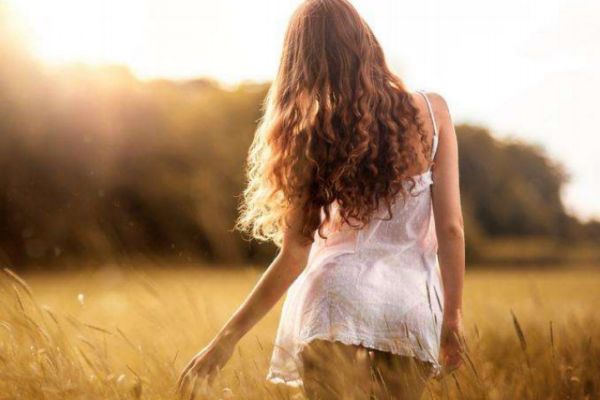 暗戀一個(gè)人為什么會哭 暗戀一個(gè)人會受傷嗎