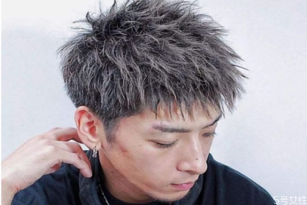 錫紙燙梳開了怎么補救 錫紙燙梳開了還能恢復嗎