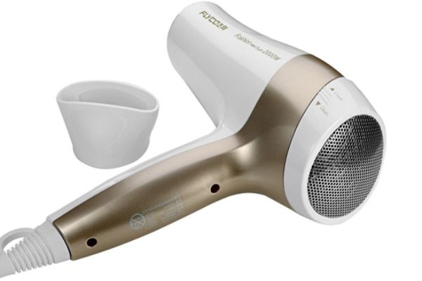 吹風機的卡扣怎么拆開 頭發(fā)攪到吹風機里怎么辦 吹風機的卡扣怎么拆開 頭發(fā)攪到吹風機里怎么辦