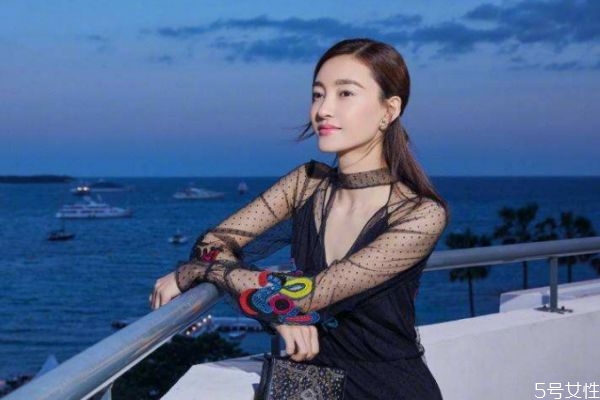 相親時(shí)初次見(jiàn)面說(shuō)什么 相親時(shí)初次見(jiàn)面聊什么 相親時(shí)初次見(jiàn)面說(shuō)什么 相親時(shí)初次見(jiàn)面聊什么