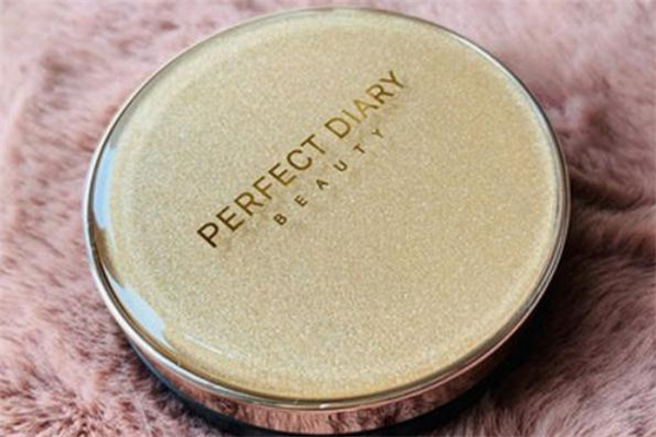 完美日記牛奶肌氣墊防水嗎 完美日記牛奶肌氣墊會(huì)暗沉嗎